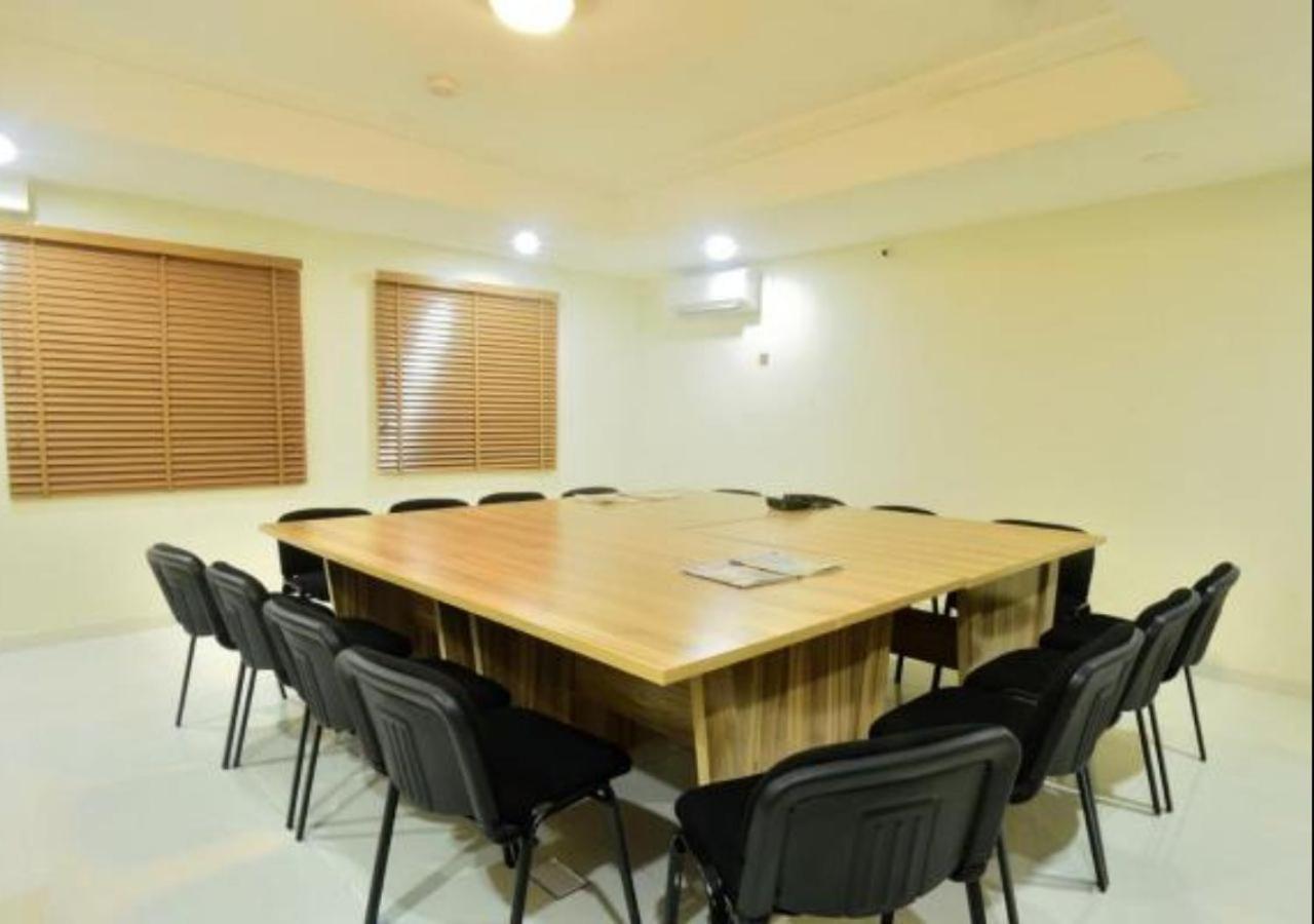 Villa Thirty Three Lagos Luaran gambar